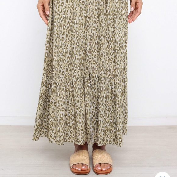 Like New Petal and Pup Katara Skirt - Picture 3 of 7